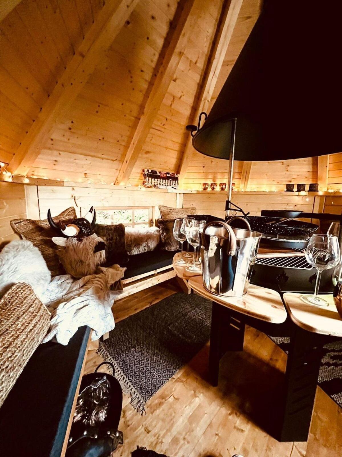 4 - Bbq Hut - Log Burner - Valley Views Pont Sticill ภายนอก รูปภาพ